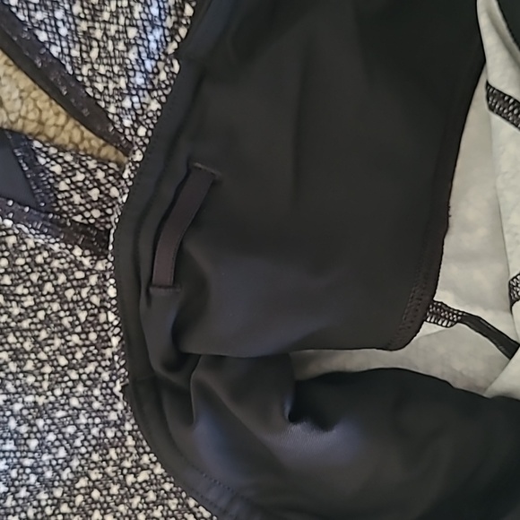 Lululemon leggings - Picture 12 of 13